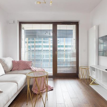 Burakowska Pastel Elegant Apartment Варшава Екстериор снимка