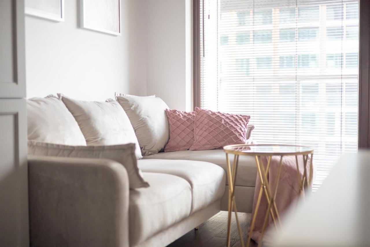Burakowska Pastel Elegant Apartment Варшава Екстериор снимка