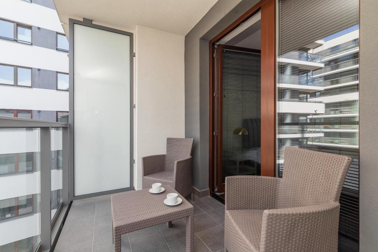 Burakowska Pastel Elegant Apartment Варшава Екстериор снимка